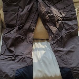 Columbia Mens XL Skiing and Snowboarding Pants